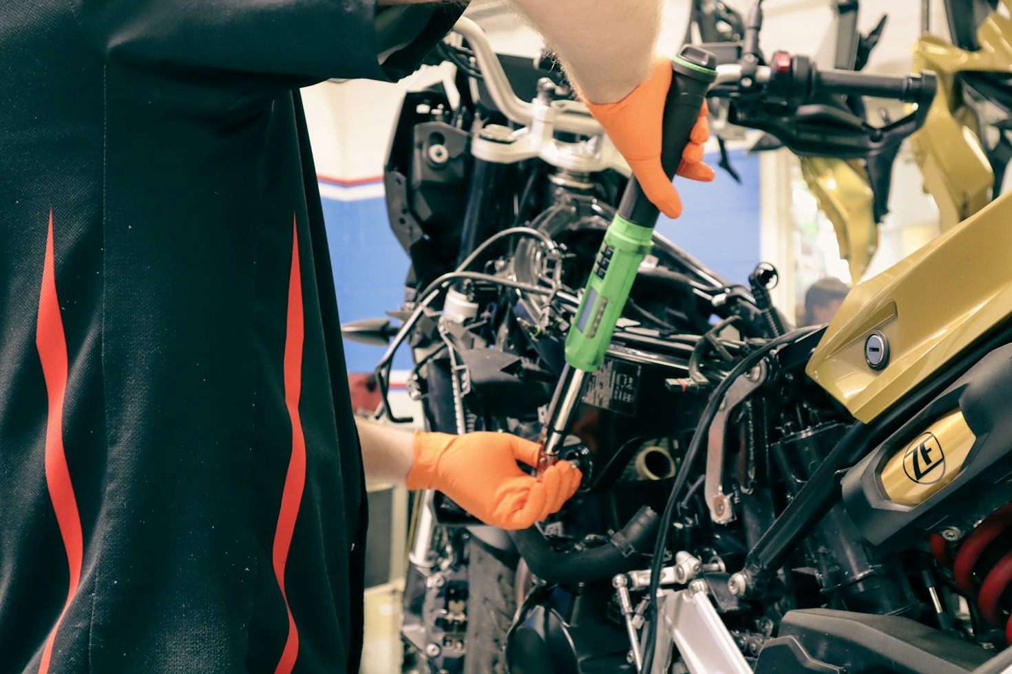 Tips Jitu Memeriksa Mesin Motor Sebelum Membeli
